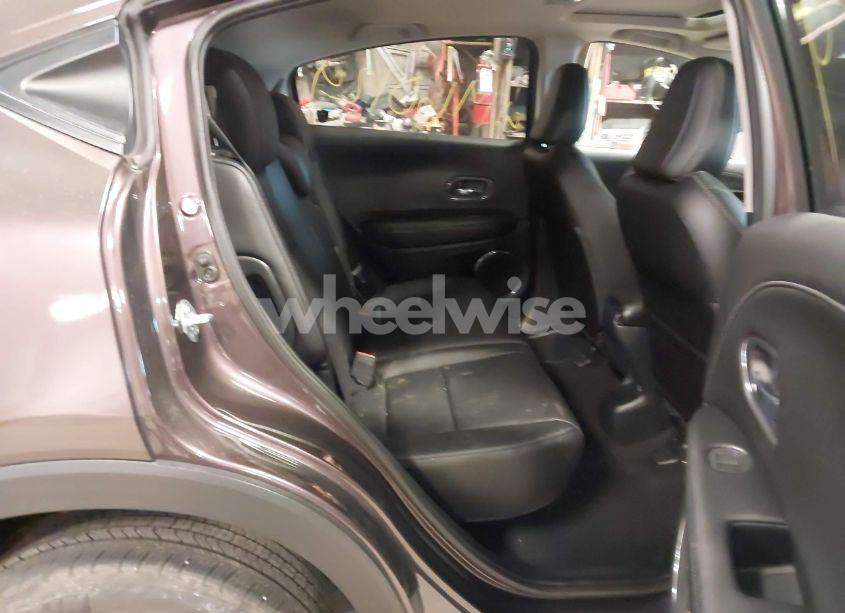 Photo 8 of 2022 Honda Hr-v AWD EX-L (VIN 3CZRU6H79NM750124)