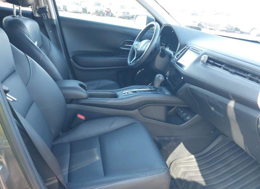 Photo 5 of 2016 Honda Hr-v EX-L (VIN 3CZRU6H7XGM725168)