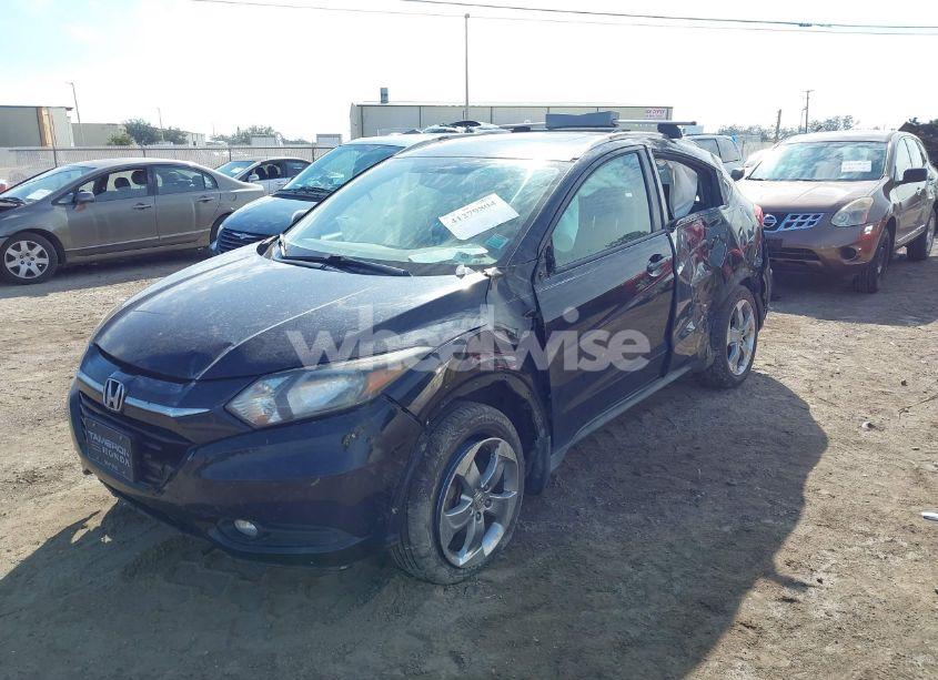 Photo 2 of 2017 Honda Hr-v EX-L (VIN 3CZRU6H7XHM722059)