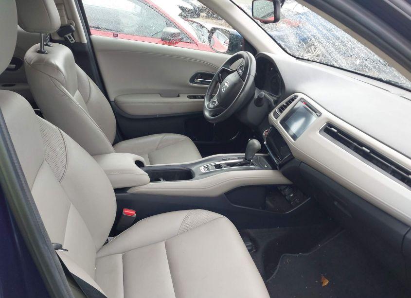 Photo 5 of 2017 Honda Hr-v EX-L (VIN 3CZRU6H7XHM722207)