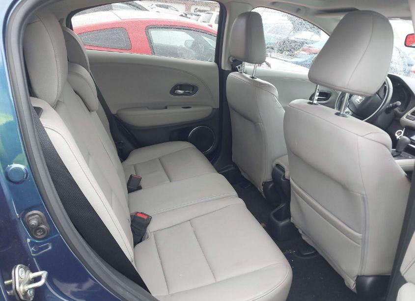 Photo 8 of 2017 Honda Hr-v EX-L (VIN 3CZRU6H7XHM722207)