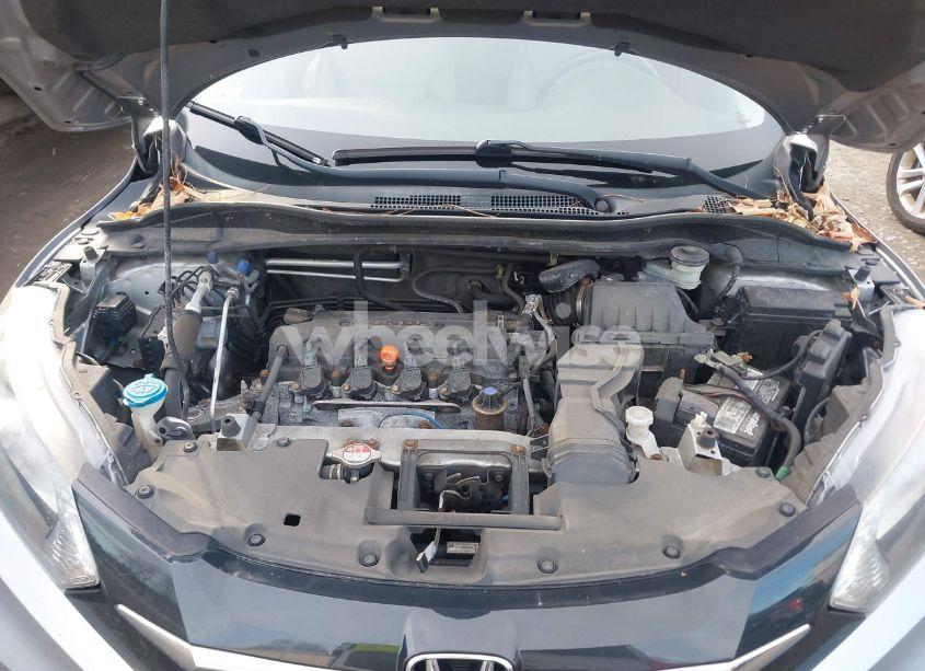 Photo 10 of 2018 Honda Hr-v EX-L (VIN 3CZRU6H7XJM703324)