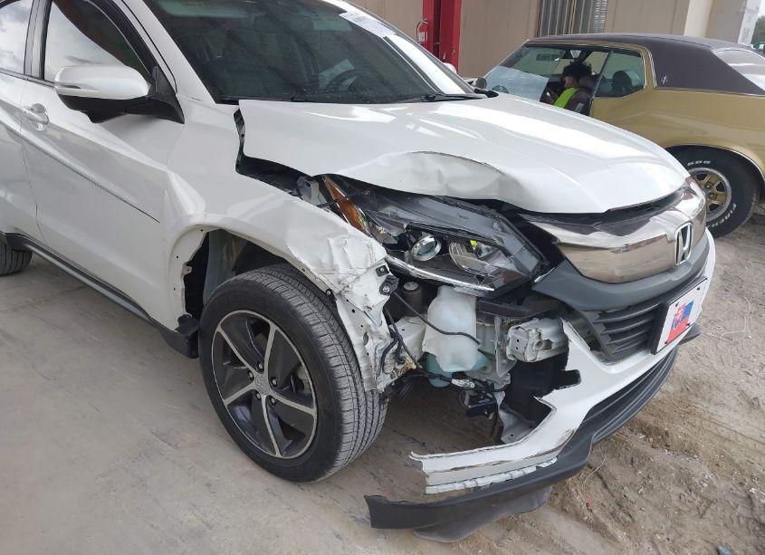 Photo 6 of 2021 Honda Hr-v AWD EX-L (VIN 3CZRU6H7XMM704350)