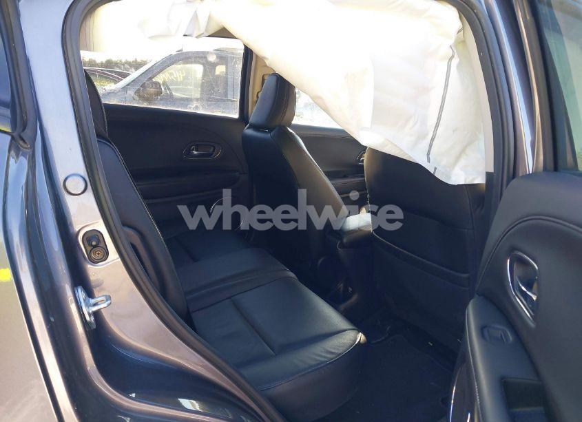 Photo 8 of 2021 Honda Hr-v AWD EX-L (VIN 3CZRU6H7XMM724565)