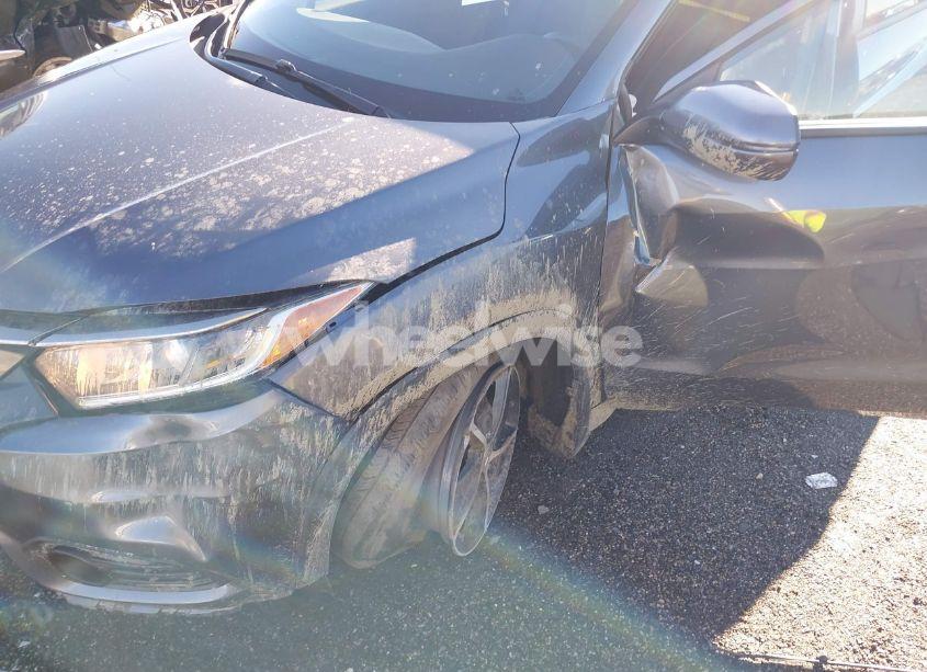 Photo 6 of 2022 Honda Hr-v AWD EX-L (VIN 3CZRU6H7XNM742713)