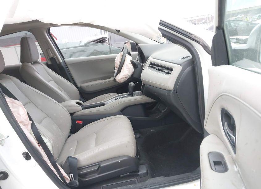 Photo 5 of 2022 Honda Hr-v AWD EX-L (VIN 3CZRU6H7XNM758166)