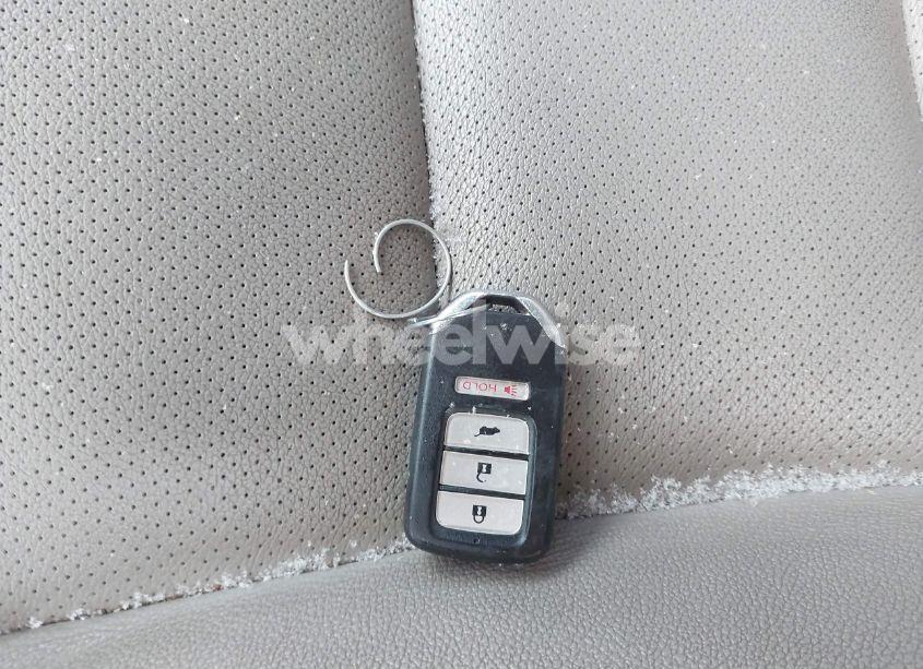 Photo 11 of 2019 Honda Hr-v TOURING (VIN 3CZRU6H92KM730472)