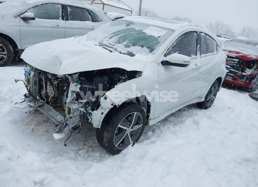 Photo 2 of 2019 Honda Hr-v TOURING (VIN 3CZRU6H92KM730472)