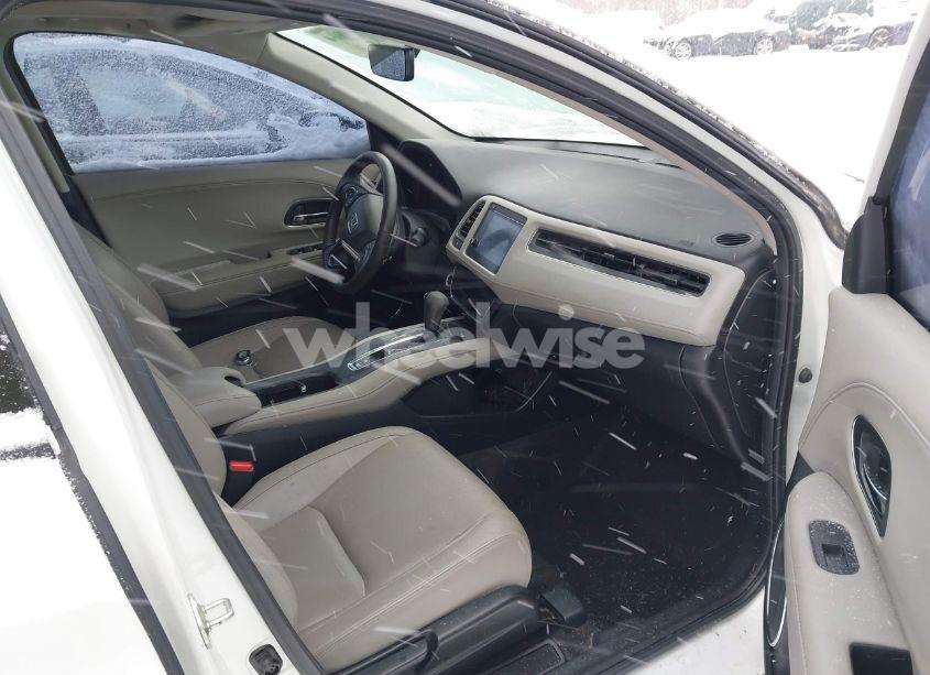 Photo 5 of 2019 Honda Hr-v TOURING (VIN 3CZRU6H92KM730472)