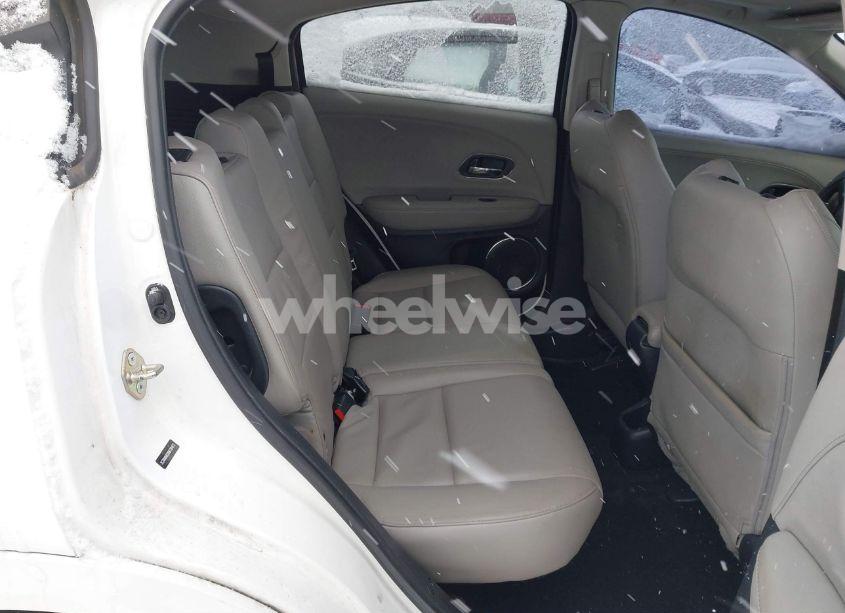 Photo 8 of 2019 Honda Hr-v TOURING (VIN 3CZRU6H92KM730472)