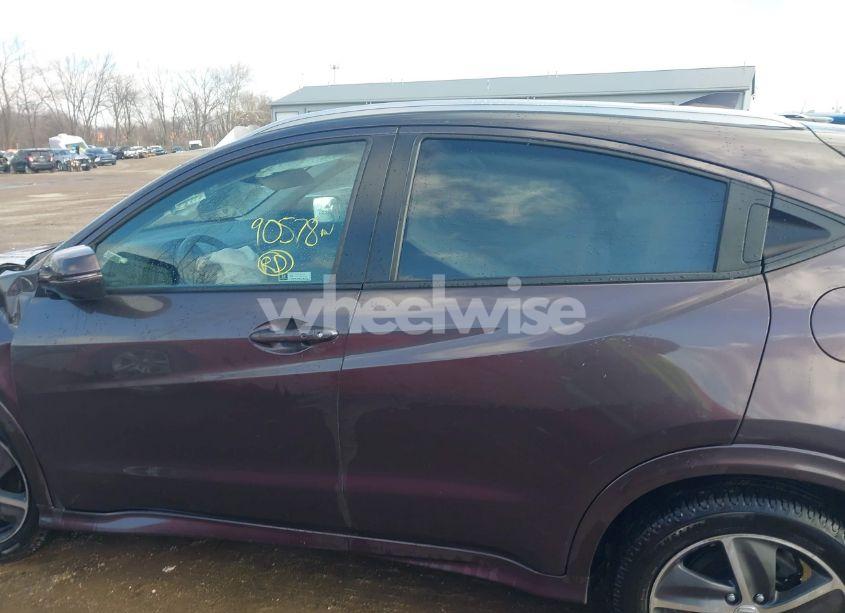 Photo 14 of 2019 Honda Hr-v TOURING (VIN 3CZRU6H94KM710952)