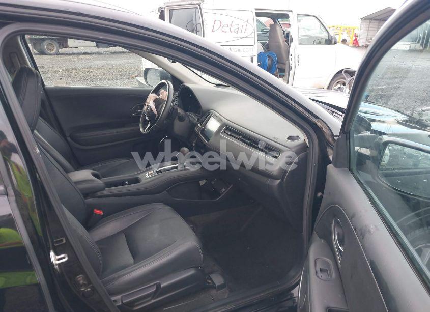 Photo 5 of 2019 Honda Hr-v TOURING (VIN 3CZRU6H94KM720297)