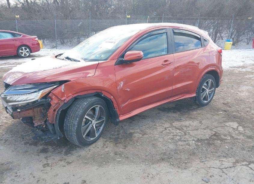 Photo 2 of 2020 Honda Hr-v AWD TOURING (VIN 3CZRU6H95LM724828)