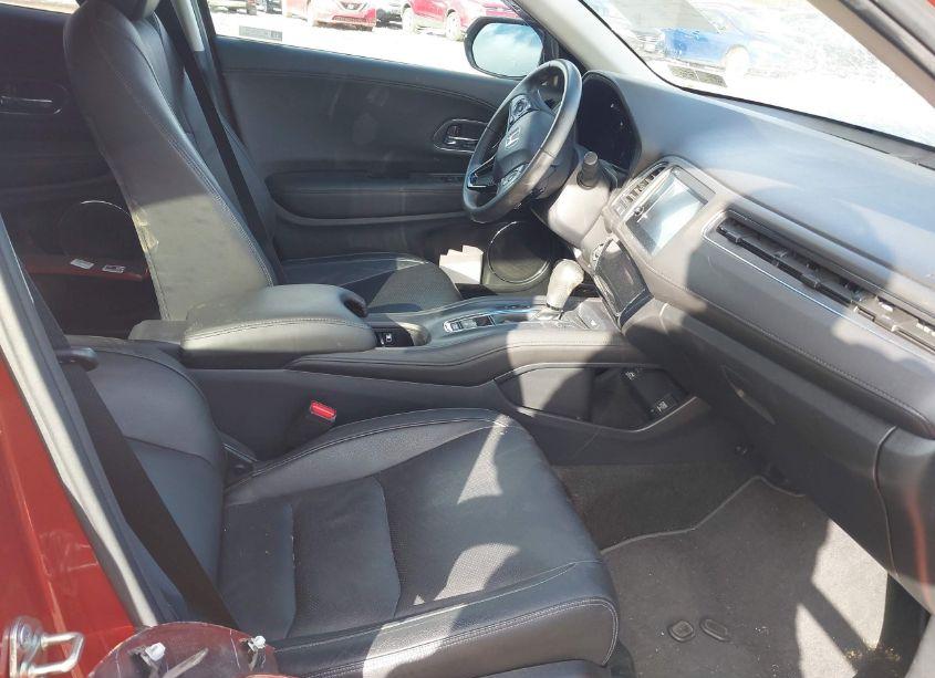 Photo 5 of 2020 Honda Hr-v AWD TOURING (VIN 3CZRU6H95LM724828)