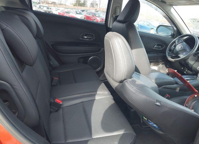 Photo 8 of 2020 Honda Hr-v AWD TOURING (VIN 3CZRU6H95LM724828)