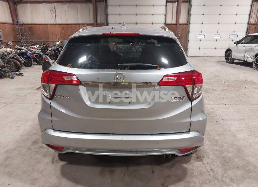 Photo 16 of 2020 Honda Hr-v AWD TOURING (VIN 3CZRU6H96LM708203)