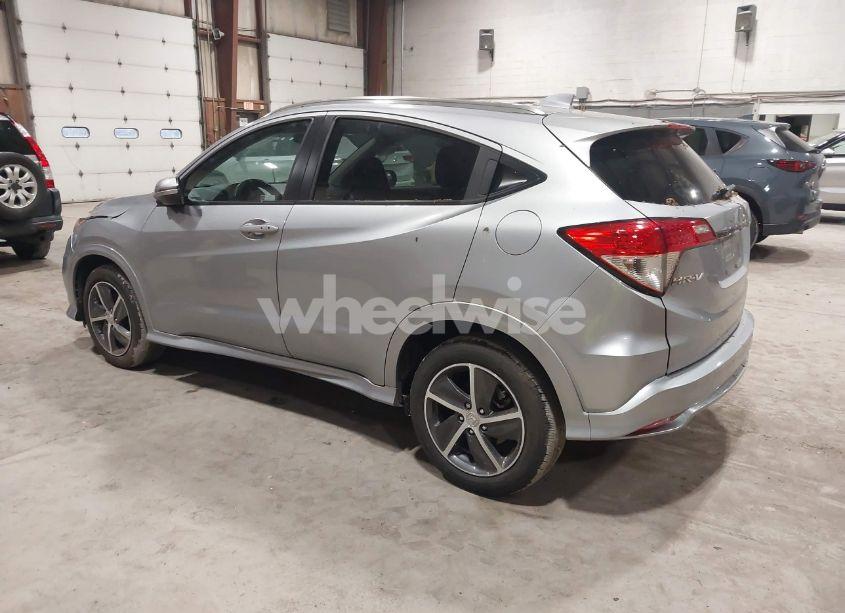 Photo 3 of 2020 Honda Hr-v AWD TOURING (VIN 3CZRU6H96LM708203)