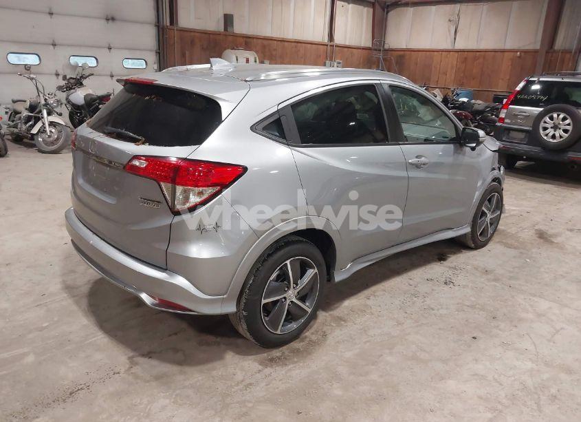 Photo 4 of 2020 Honda Hr-v AWD TOURING (VIN 3CZRU6H96LM708203)