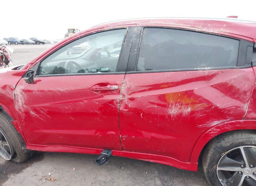 Photo 13 of 2019 Honda Hr-v TOURING (VIN 3CZRU6H98KM700831)