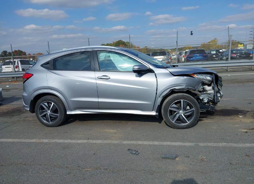 Photo 13 of 2020 Honda Hr-v AWD TOURING (VIN 3CZRU6H99LM717929)