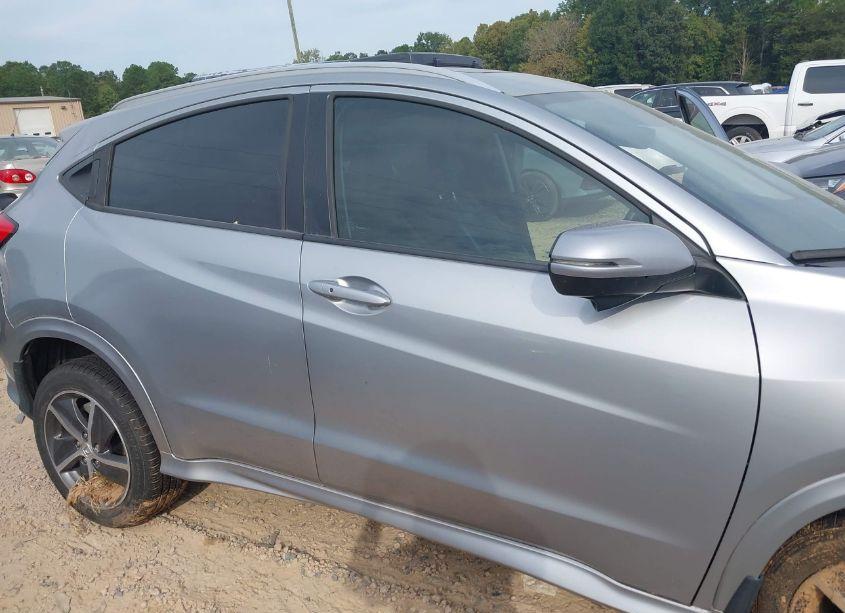 Photo 12 of 2019 Honda Hr-v TOURING (VIN 3CZRU6H9XKM701995)