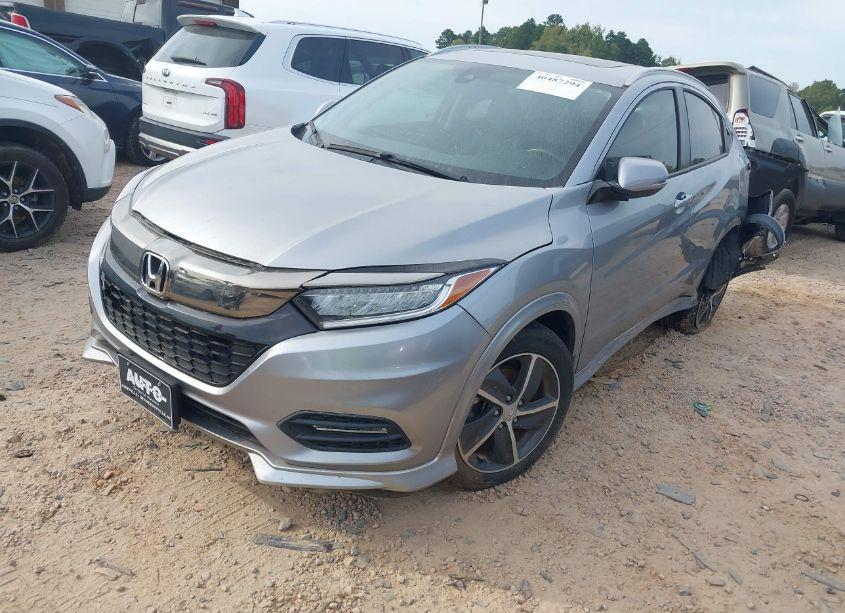 Photo 2 of 2019 Honda Hr-v TOURING (VIN 3CZRU6H9XKM701995)