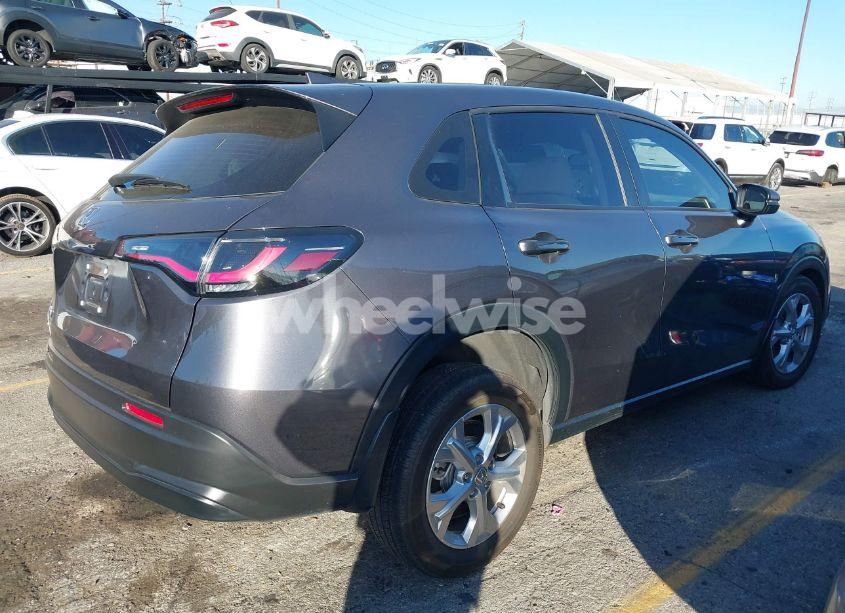 Photo 4 of 2023 Honda Hr-v 2WD LX (VIN 3CZRZ1H30PM701740)