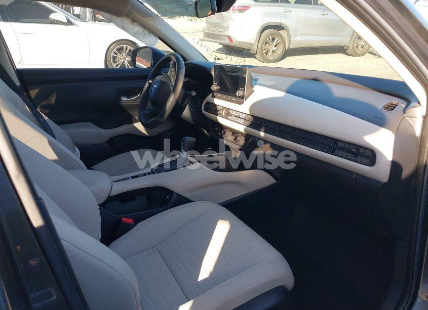 Photo 5 of 2023 Honda Hr-v 2WD LX (VIN 3CZRZ1H30PM701740)