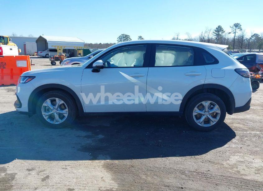 Photo 14 of 2024 Honda Hr-v 2WD LX (VIN 3CZRZ1H30RM721120)