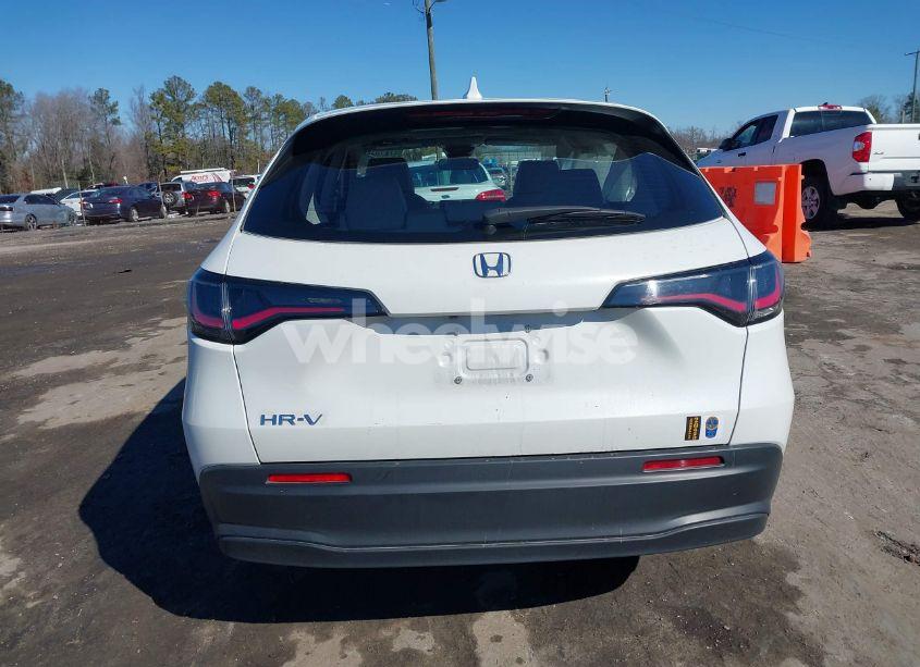 Photo 16 of 2024 Honda Hr-v 2WD LX (VIN 3CZRZ1H30RM721120)