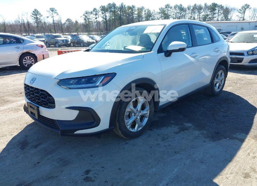 Photo 2 of 2024 Honda Hr-v 2WD LX (VIN 3CZRZ1H30RM721120)