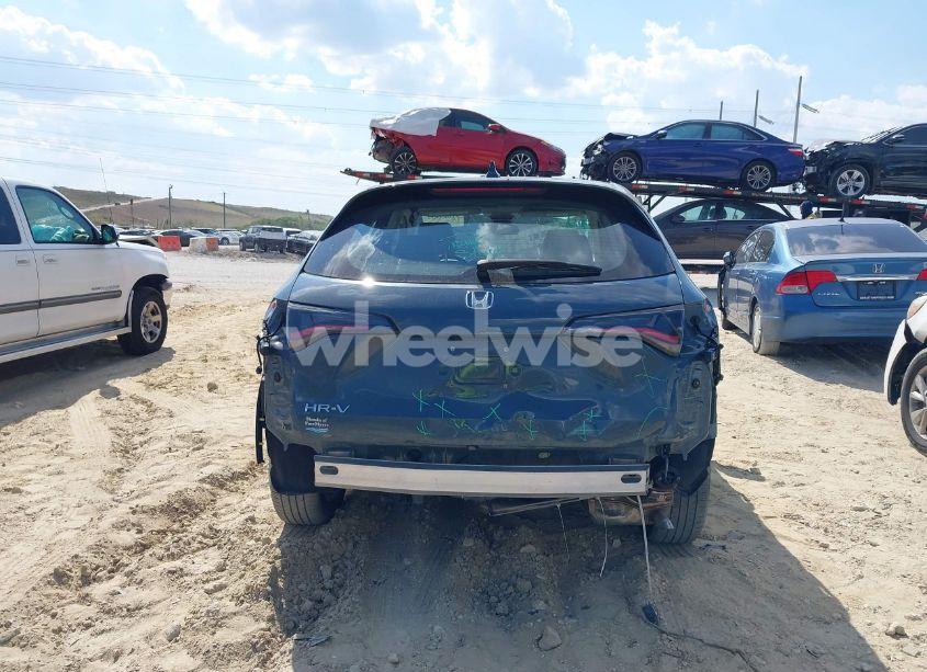 Photo 6 of 2024 Honda Hr-v 2WD LX (VIN 3CZRZ1H30RM750097)