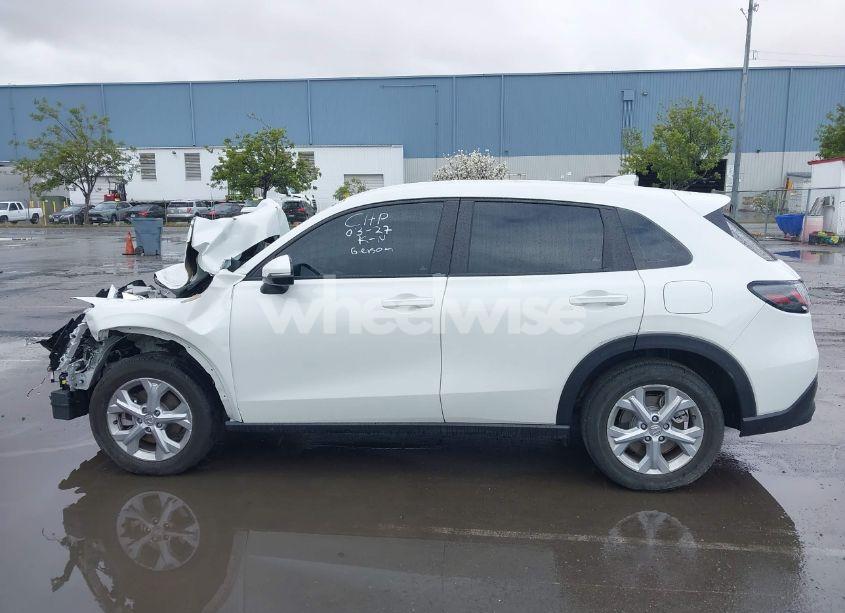 Photo 14 of 2025 Honda Hr-v 2WD LX (VIN 3CZRZ1H30SM704601)