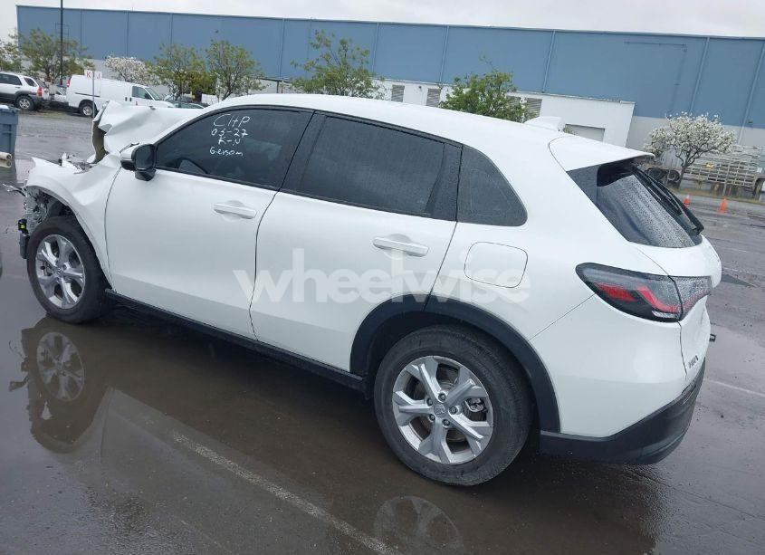 Photo 3 of 2025 Honda Hr-v 2WD LX (VIN 3CZRZ1H30SM704601)