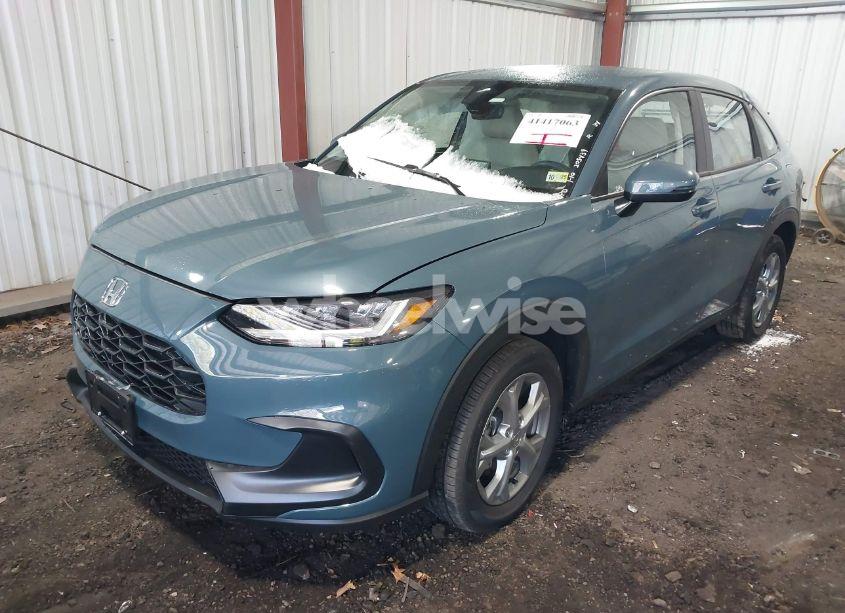 Photo 2 of 2025 Honda Hr-v 2WD LX (VIN 3CZRZ1H30SM719051)