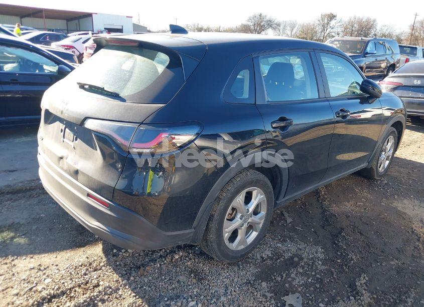 Photo 4 of 2023 Honda Hr-v 2WD LX (VIN 3CZRZ1H31PM703061)