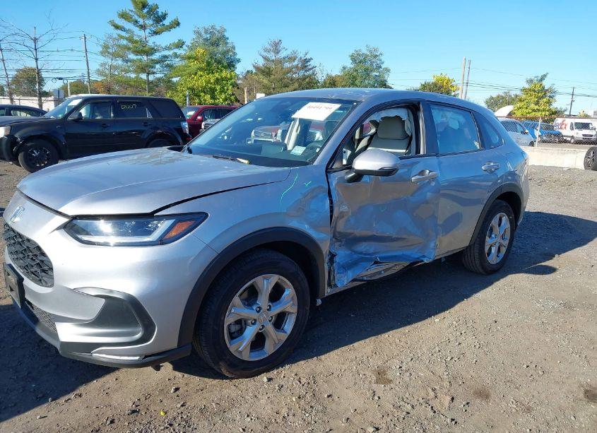 Photo 2 of 2024 Honda Hr-v 2WD LX (VIN 3CZRZ1H31RM713060)