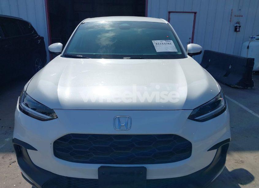 Photo 12 of 2024 Honda Hr-v 2WD LX (VIN 3CZRZ1H31RM720266)