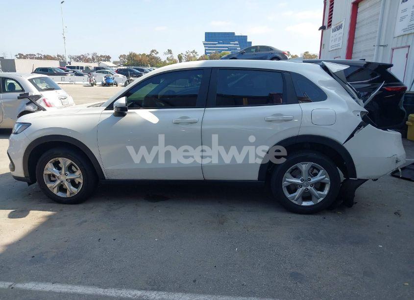 Photo 14 of 2024 Honda Hr-v 2WD LX (VIN 3CZRZ1H31RM720266)