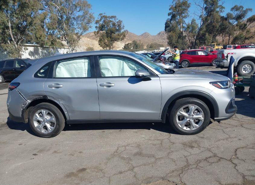 Photo 13 of 2025 Honda Hr-v 2WD LX (VIN 3CZRZ1H31SM712822)