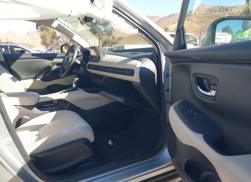 Photo 5 of 2025 Honda Hr-v 2WD LX (VIN 3CZRZ1H31SM712822)