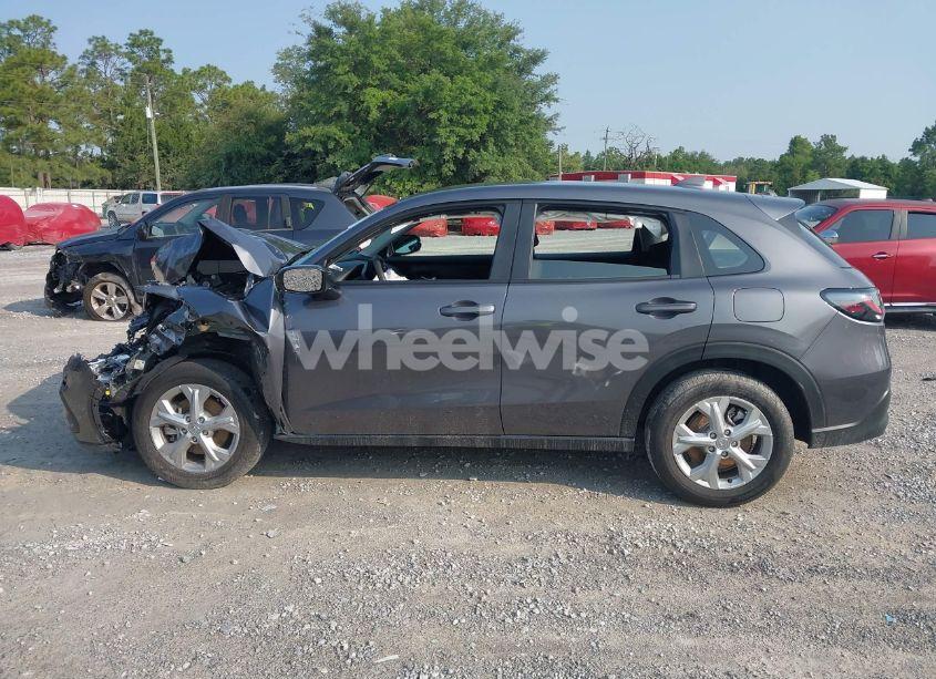 Photo 14 of 2025 Honda Hr-v 2WD LX (VIN 3CZRZ1H31SM714750)