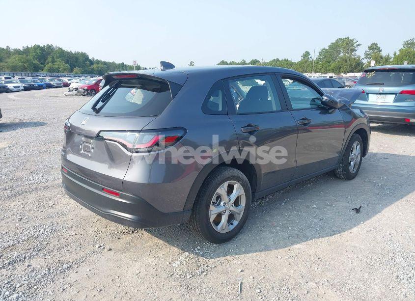 Photo 4 of 2025 Honda Hr-v 2WD LX (VIN 3CZRZ1H31SM714750)