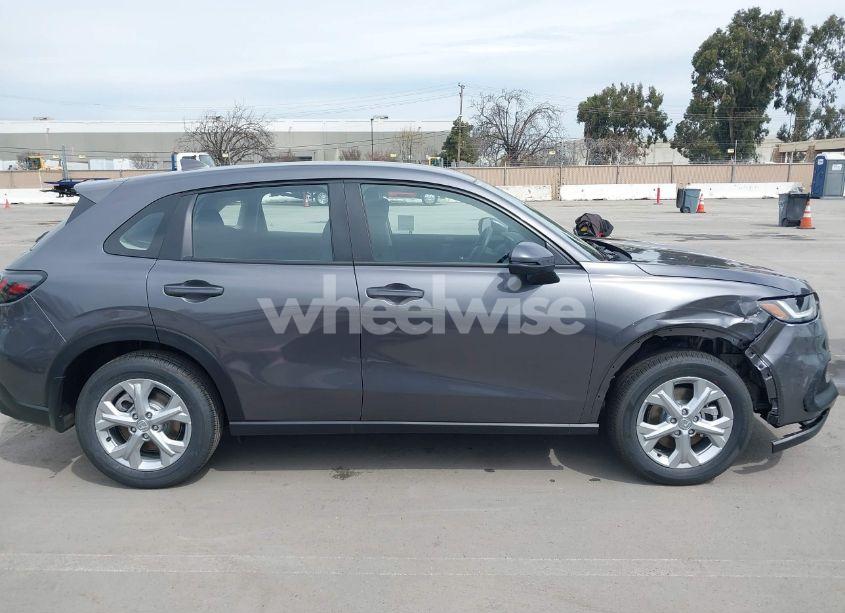 Photo 13 of 2025 Honda Hr-v 2WD LX (VIN 3CZRZ1H31SM717311)