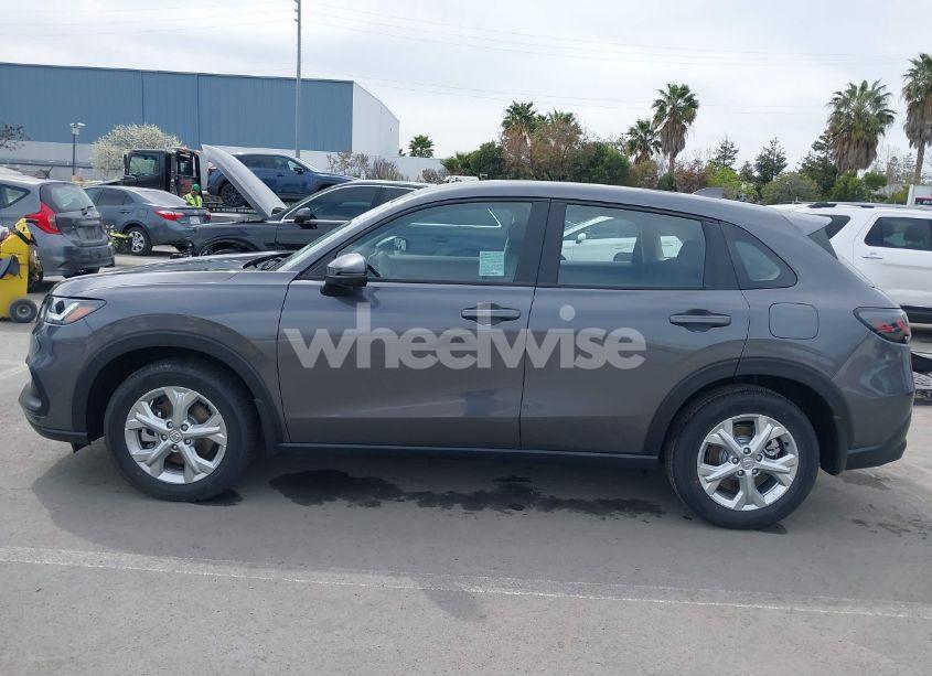 Photo 14 of 2025 Honda Hr-v 2WD LX (VIN 3CZRZ1H31SM717311)