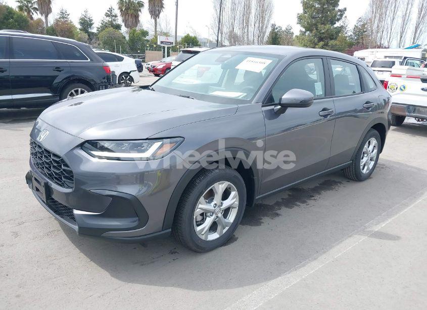 Photo 2 of 2025 Honda Hr-v 2WD LX (VIN 3CZRZ1H31SM717311)