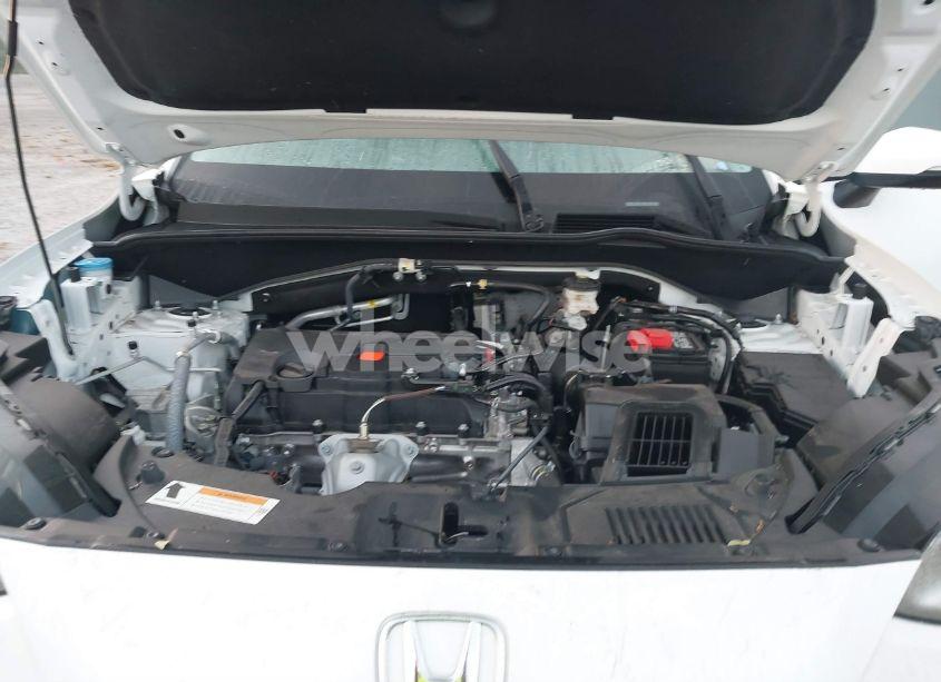 Photo 10 of 2024 Honda Hr-v 2WD LX (VIN 3CZRZ1H32RM747895)