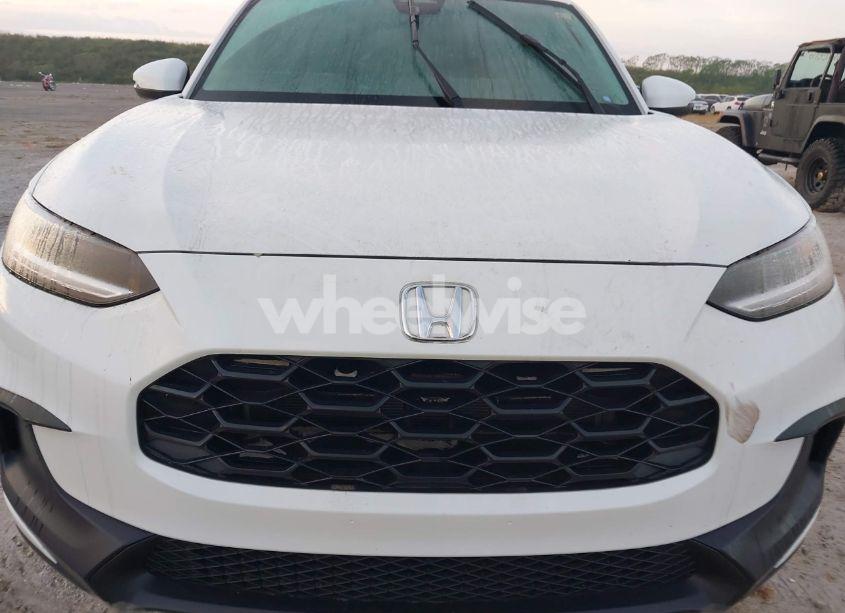 Photo 6 of 2024 Honda Hr-v 2WD LX (VIN 3CZRZ1H32RM747895)