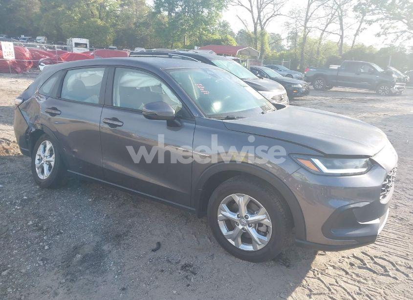 2025 Honda Hr-v 2WD LX (VIN 3CZRZ1H32SM734439) main photo