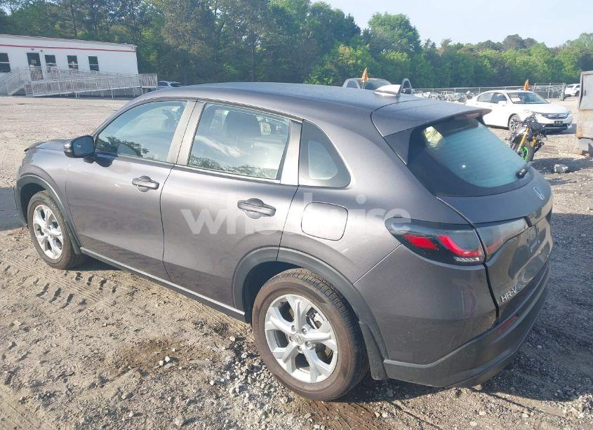 Photo 3 of 2025 Honda Hr-v 2WD LX (VIN 3CZRZ1H32SM734439)